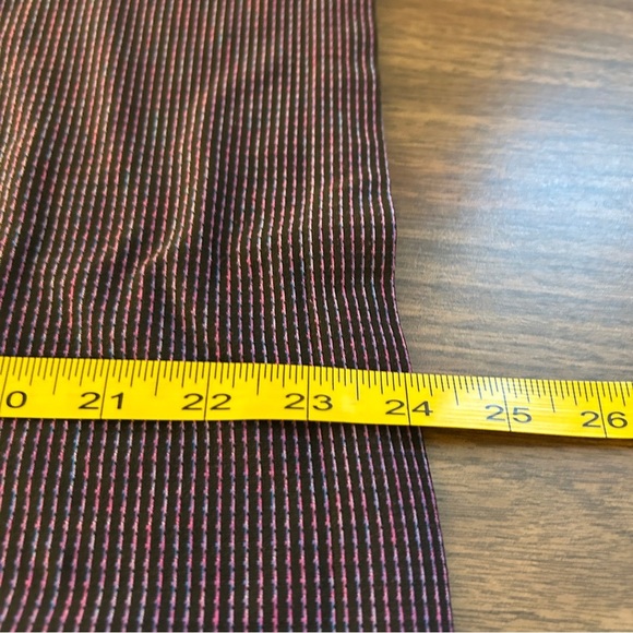 lululemon athletica Black and Pink Striped Tank Top 6 - Picture 7 of 8